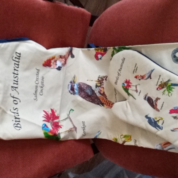 Birds Of Australia Bib Apron And Oven Mitt NWOT - Picture 2 of 4